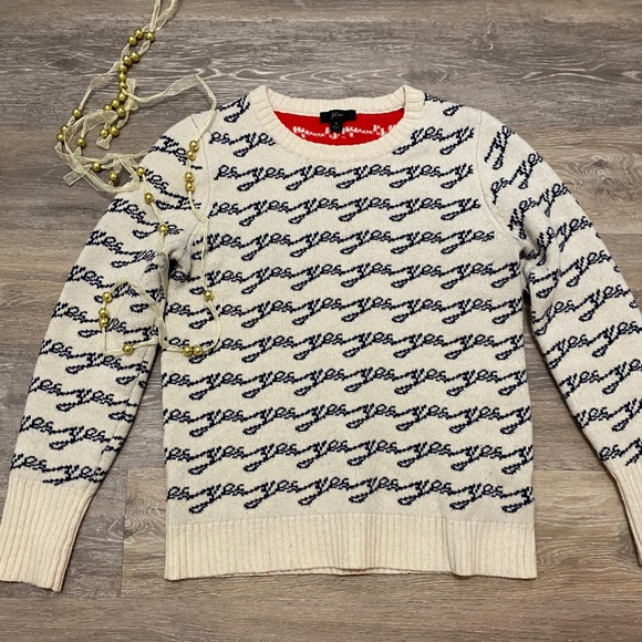 J. Crew Sweaters - ❄️J. Crew size small like new sweater